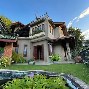 Отель 中国蒲公英民宿dandelion With Mount View, Канди