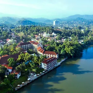 5* Hotel Mahaweli Reach
